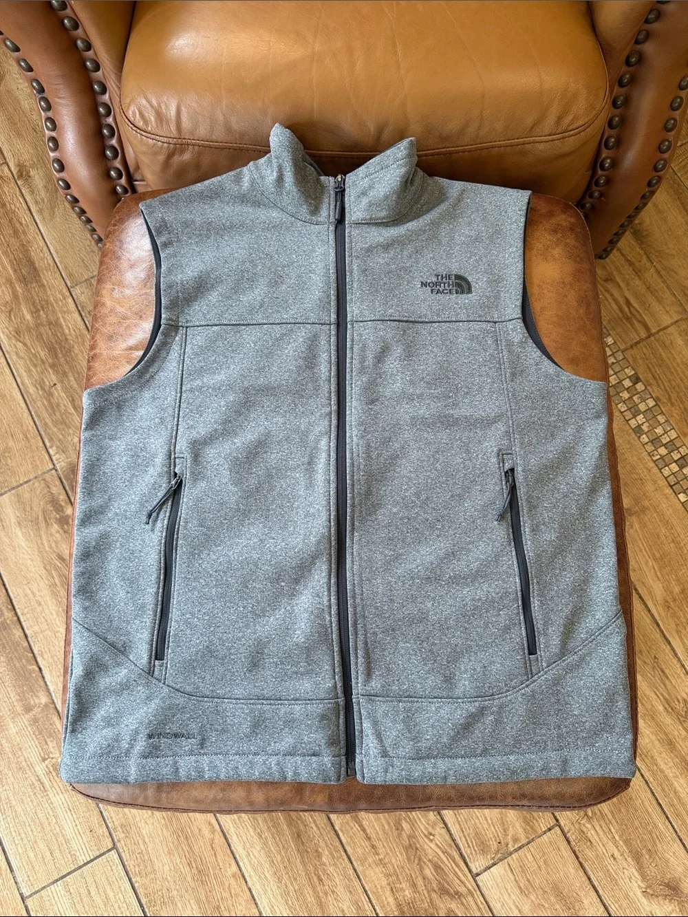 The North Face Men’s WindWall Full Zip Softshell Vest Sz Medium Light Grey Black